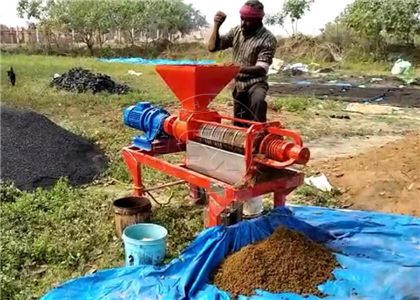 Dewatering machine on layer dung from Shunxin client in India