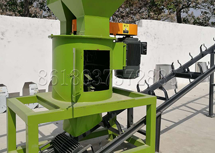 New Developed Vertical Fertilizer Crusher for Chicken Litter Grinding