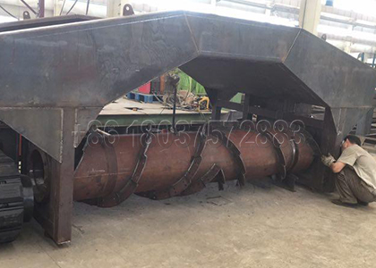 Turning Components of Crawler Type Compost Turner for Cow Dung Fertilizer Production