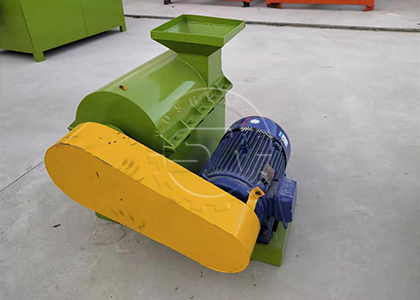 Semi Wet Material Crusher,a Very Useful Equipment in the Organic Fertilizer Production